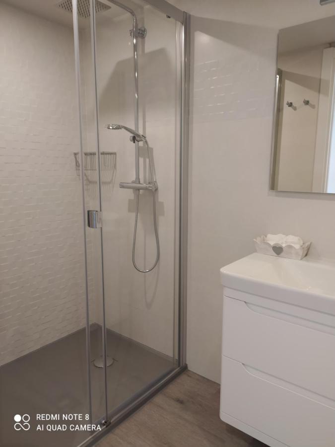 Apartamentos Pontedeume Riadoeume Exteriör bild